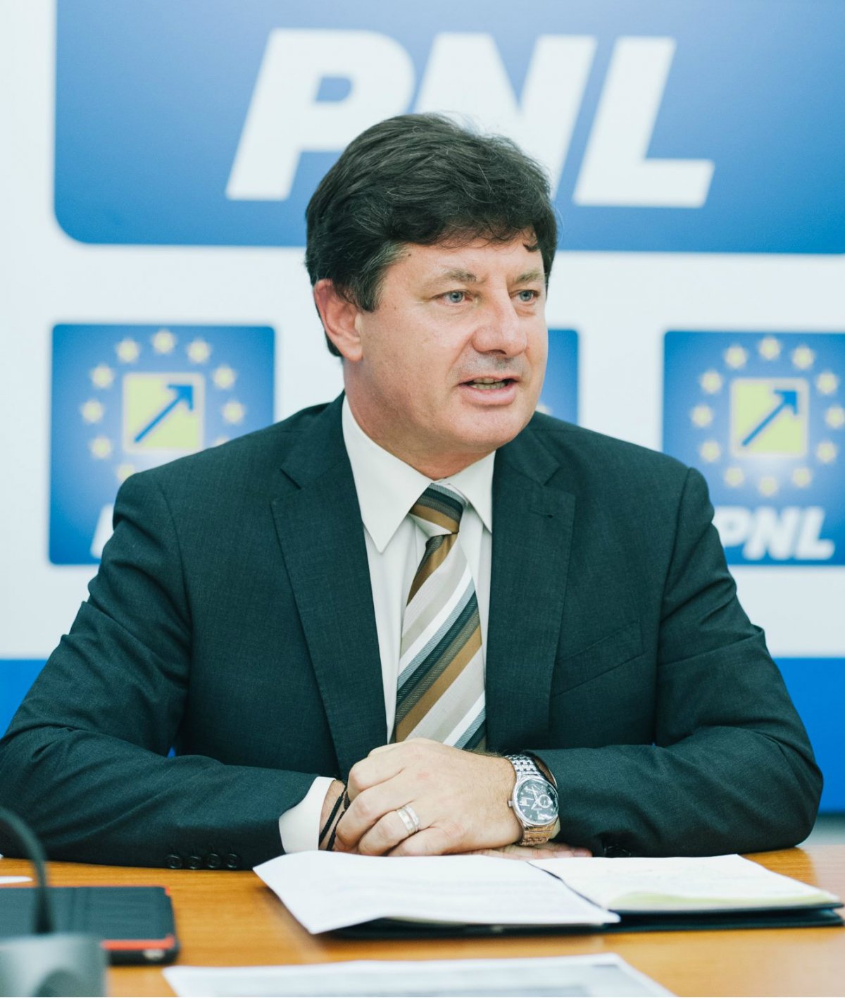 Iustin Cionca: „Noi aducem peste 100 de milioane de euro pentru dezvoltarea Aradului, PSD confiscă 45 de milioane de euro de la Arad!”