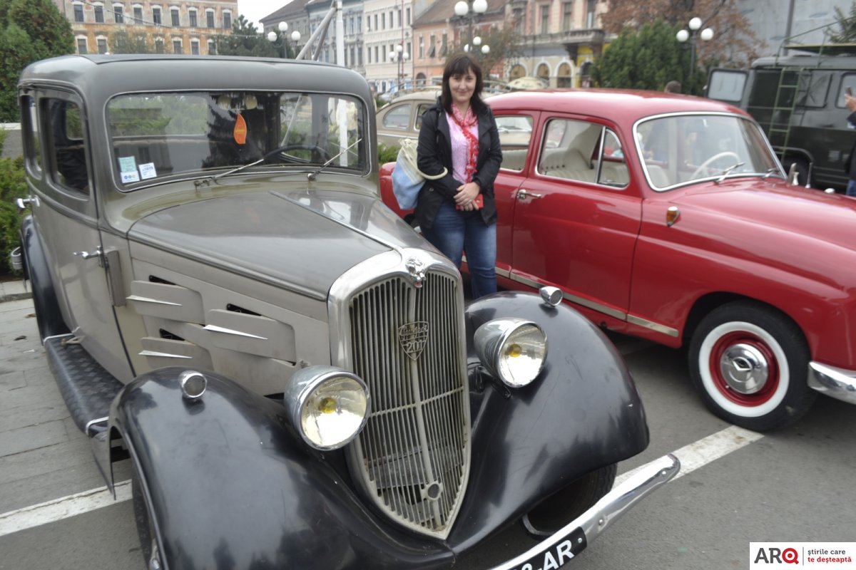 Vehiculele istorice au ieșit din nou la parada de toamnă 