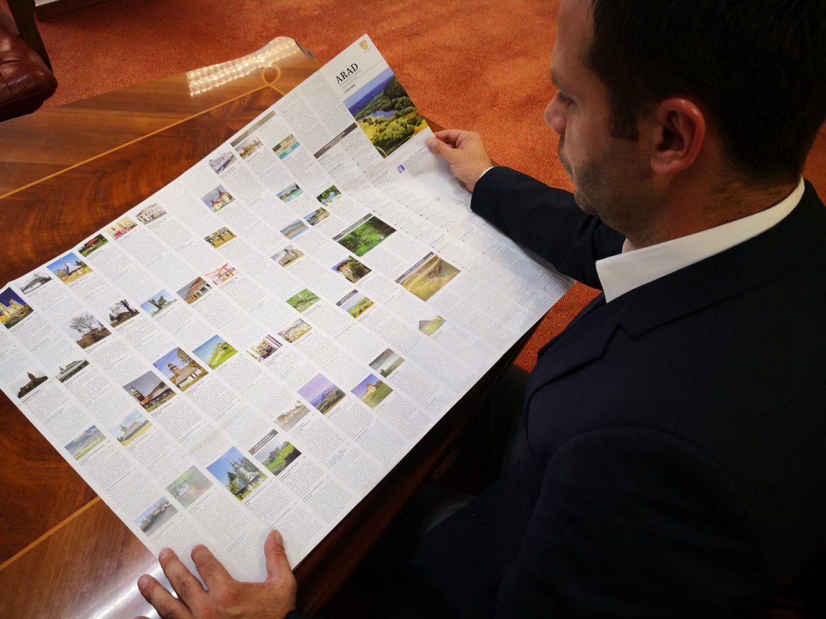 Consiliul Județean Arad a tipărit harta turistică a județului și a municipiului