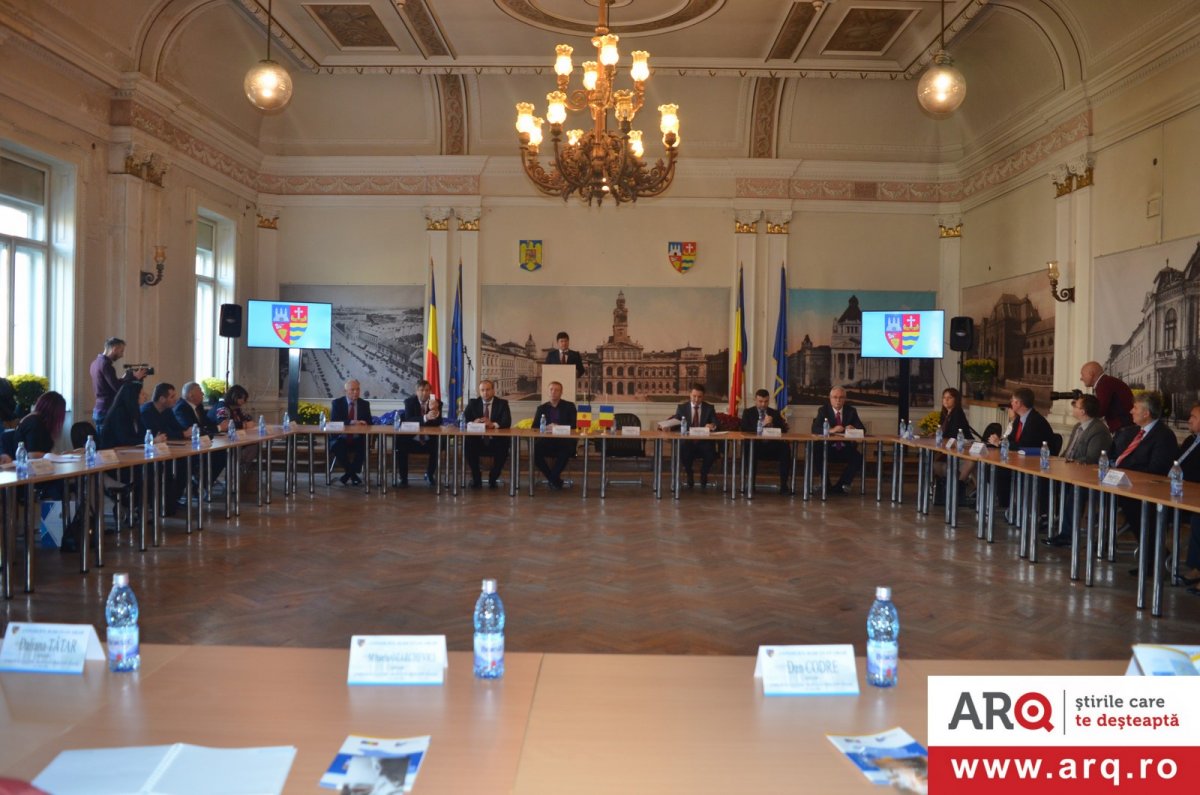 Aradul, Ungheniul și Ialoveniul și-au prezentat oportunitățile de afaceri în cadrul unui forum economic