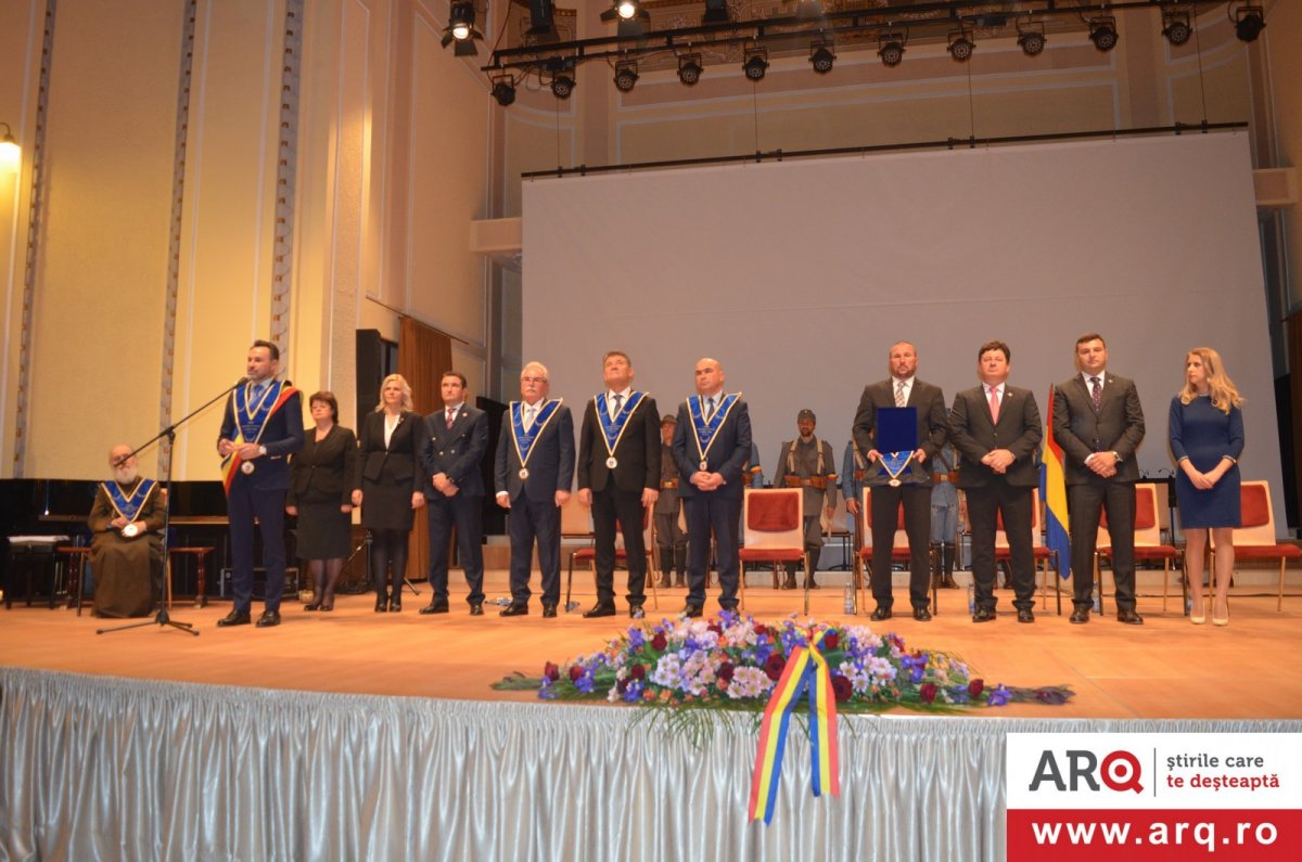 Ședință festivă comună a Consiliului Local al Municipiului Arad și a Consiliului Județean Arad, dedicată sărbătoririi Anului Centenar