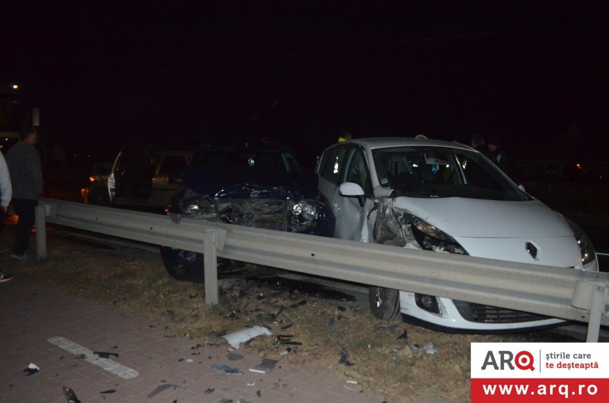 Șoferul beat al unui Opel a lovit un Renault & Dacia Duster și a trimis la spital două victime !