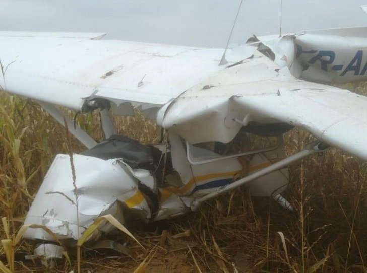 Un avion s-a prăbuşit în Argeş