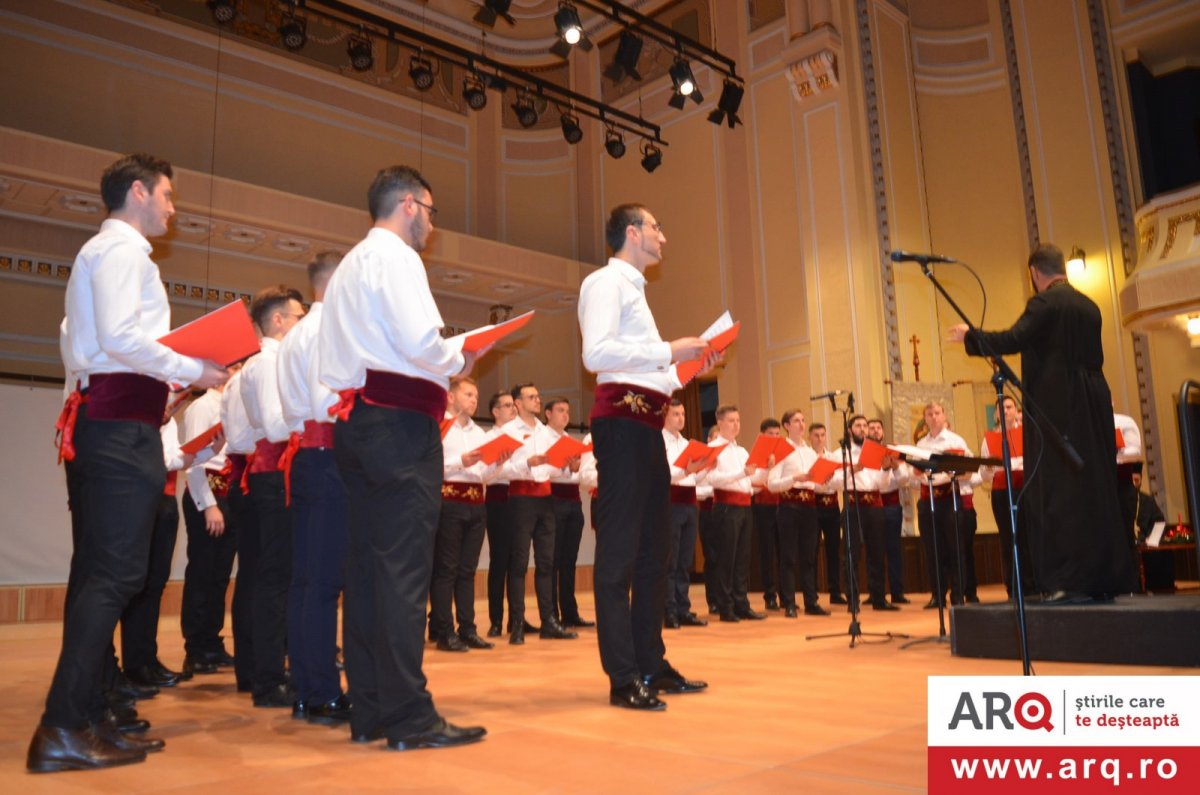 Concertul de colinde al corurilor Facultăţii de Teologie din Arad