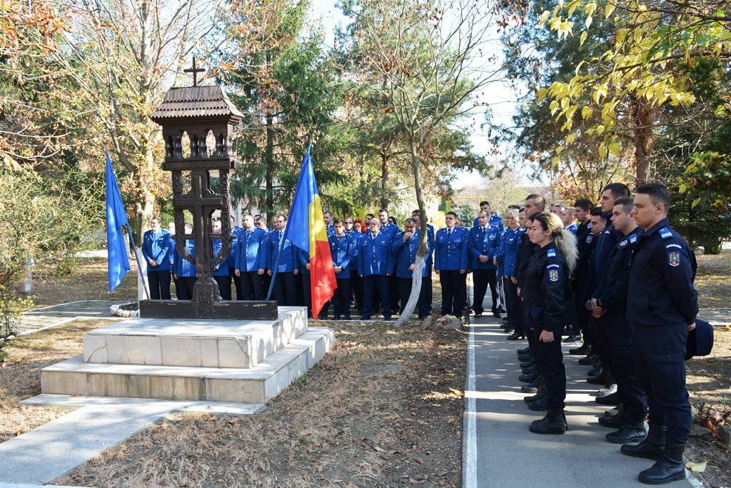 Sfinții Arhangheli ,,Mihail și Gavril” sărbătoriți de Jandarmi