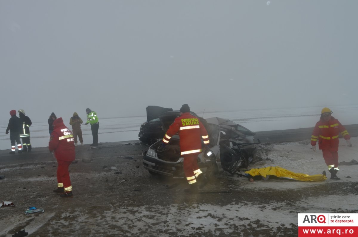 Mort în accident cu Toyota contra VW pe drumul spre Curtici