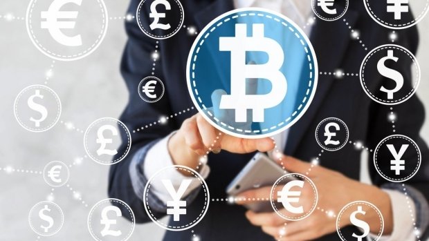 Bitcoin, visul spulberat. Criptomoneda s-a prăbuşit într-un an şi a pierdut peste 10.000 de dolari din valoare