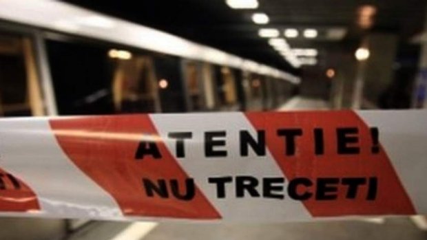 Sinucidere în staţia de metrou Gorjului. O persoană s-a aruncat în faţa trenului