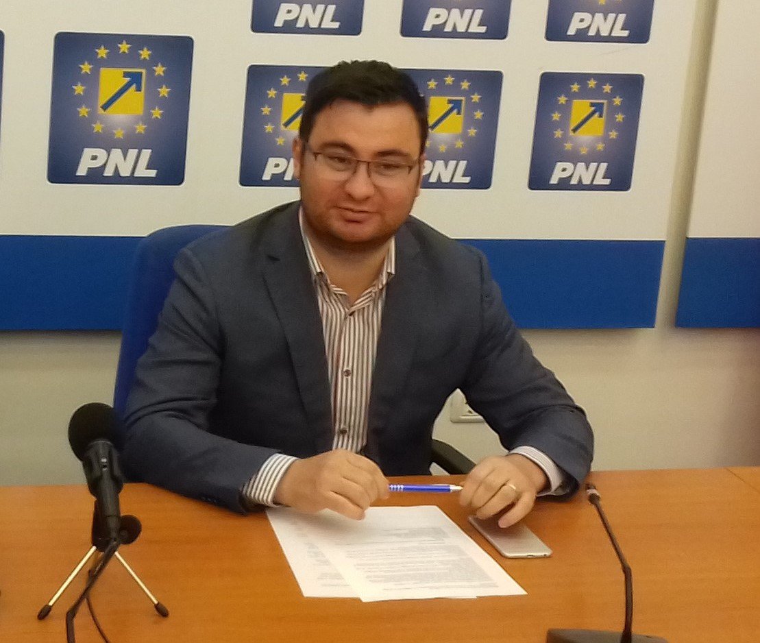 Bani pentru cetățile din județ solicitați de deputatul liberal Glad Varga