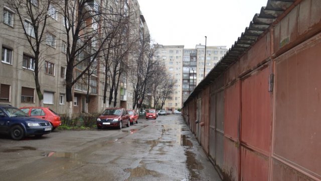 Garajele situate pe terenuri private nu vor fi demolate de Primărie