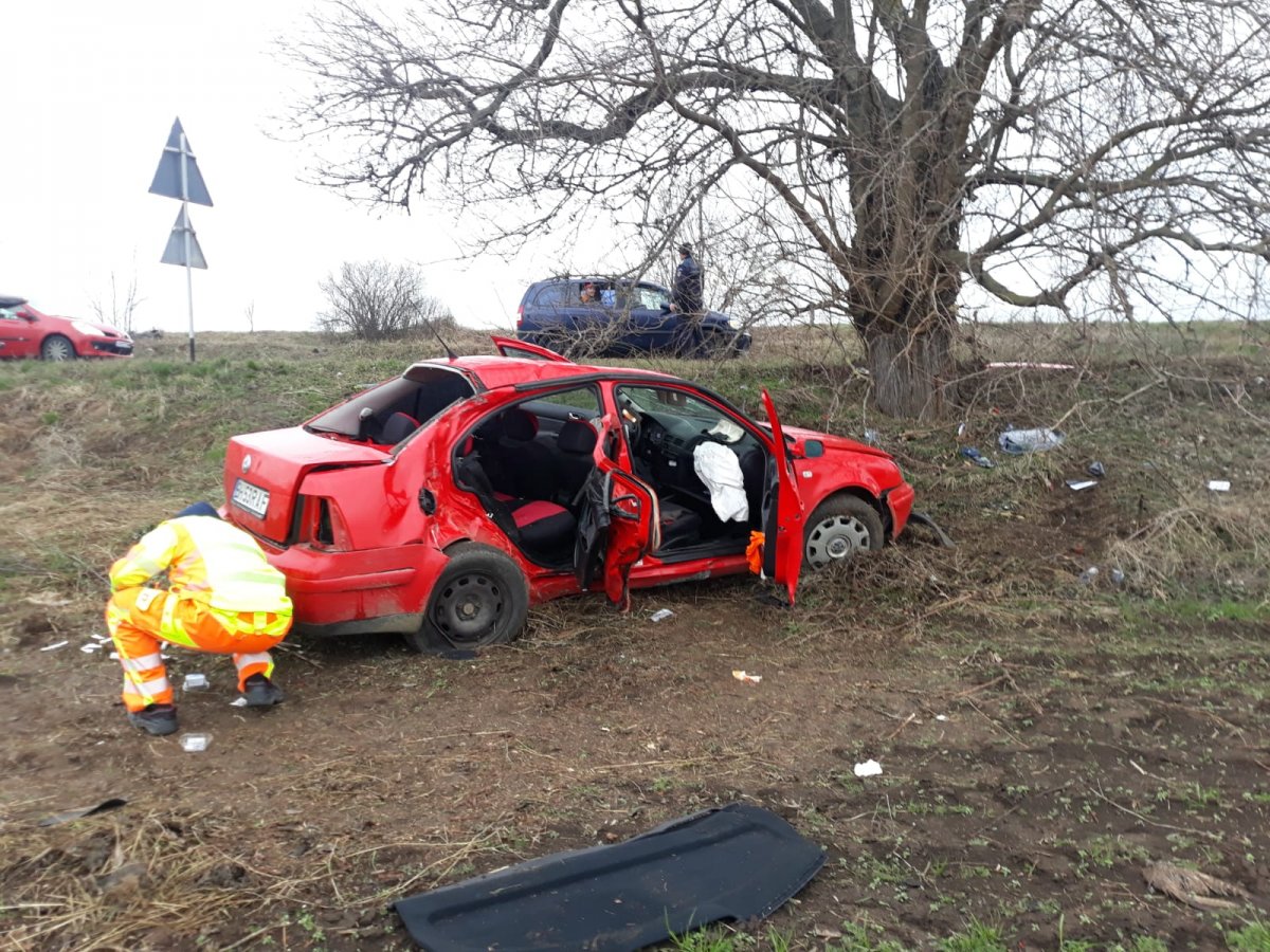 Accident cu VW în ”curba morții” de la Vinga