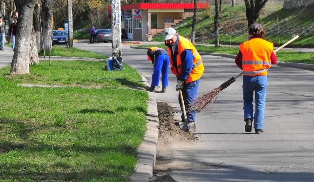 Municipiul, în zodia curățeniei..., a „Curățeniei de primăvară”