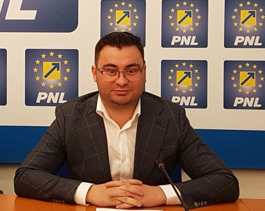 Glad Varga, deputat PNL: „Majorarea amenzilor pentru abandonul deşeurilor aprobată în Comisia pentru mediu şi echilibru ecologic din Camera Deputaţilor”