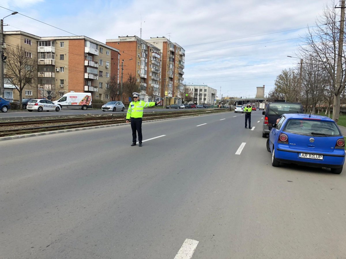 Polițiști din cadrul Serviciului și Biroului Rutier și reprezentanți ai Registrului Auto Român în acțiune