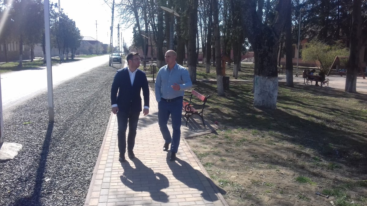 Deputatul Glad Varga s-a întâlnit cu autoritățile locale din Macea