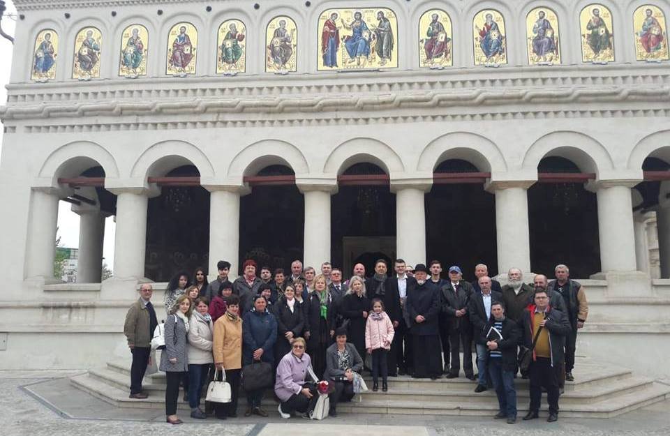 Corala Catedralei Arhiepiscopale din Arad a oferit răspunsurile liturgice la Catedrala Patriarhală