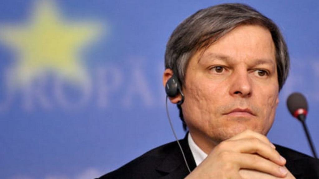 Florian Bichir: „Nu e nimic condamnabil că Dacian Cioloș a făcut armata la Securitate, au făcut-o și alții și nu e nimic blamabil în asta. Reprobabil este să-ți cosmetizezi trecutul…”