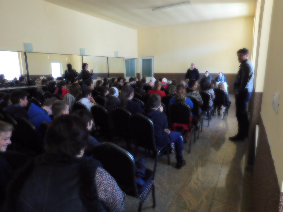 Școala Gimnazială „Adam Müller-Guttenbrunn” Zăbrani, gazdă a unui seminar de prevenție a consumului de droguri