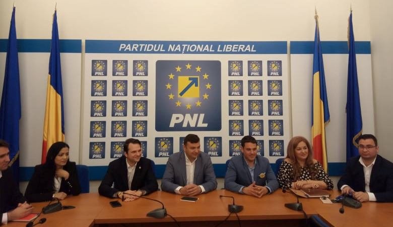 PNL fuzionează cu PACT!