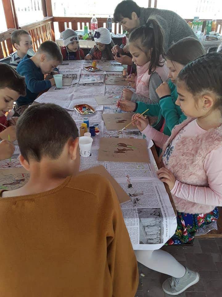 Ateliere de cateheză și creație artistică prepascală în Parohia Grădiște II