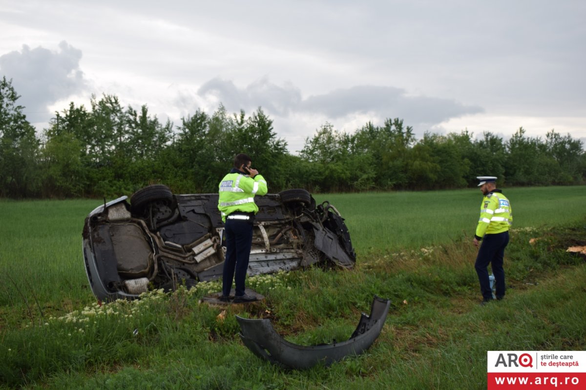 Accident cu Audi contra Mercedes și patru răniți (șoferii, plus doi copii) lângă Hanul de la Răscruce