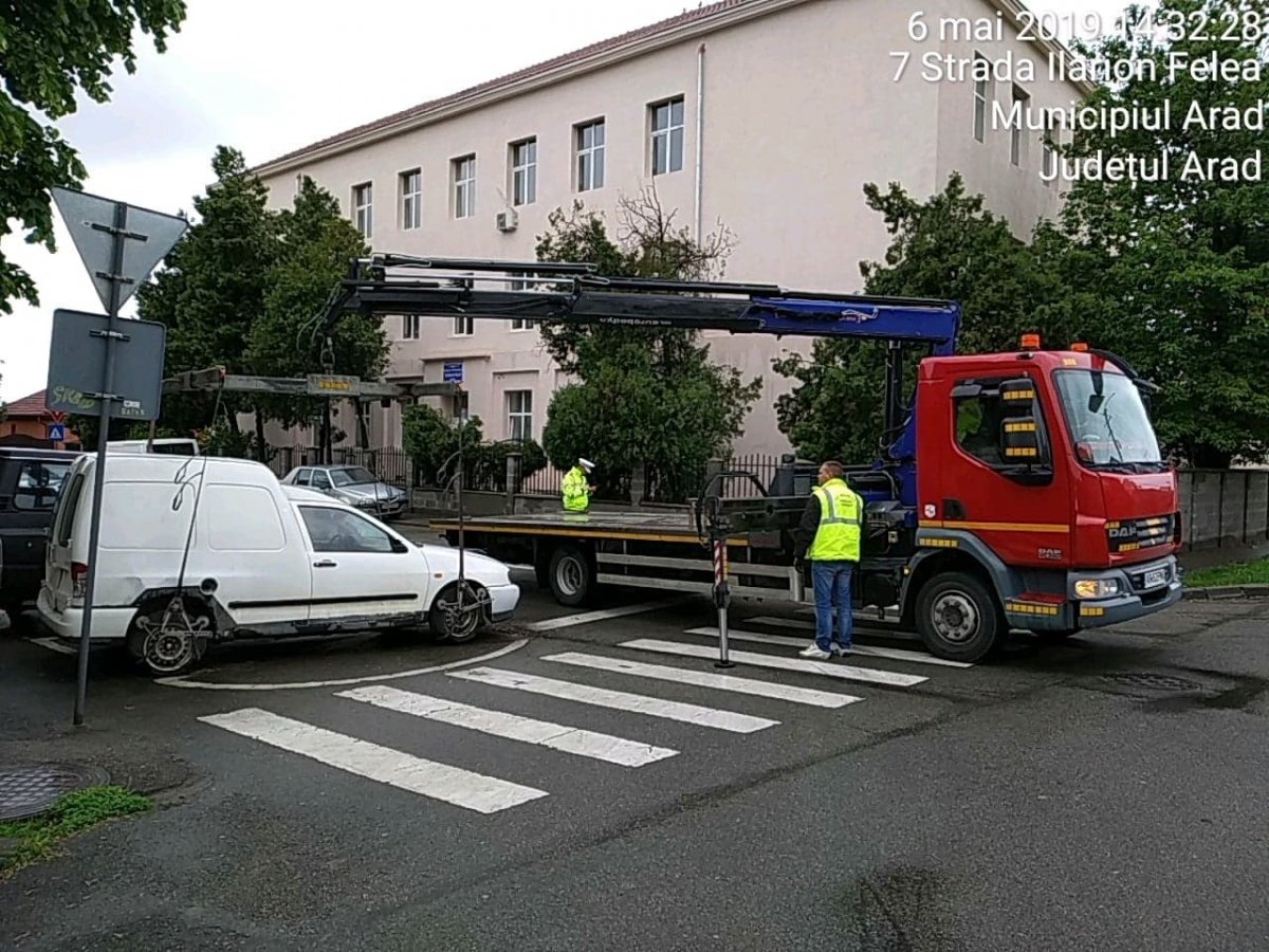 Care sunt zonele de unde se ridică mașini abandonate