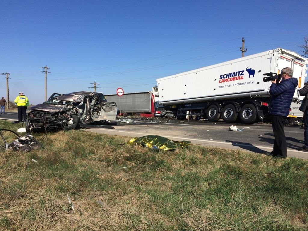 Accident mortal între Pecica și Nădlac. Șoferul Land Rover-ului a murit de ziua lui (FOTO, VIDEO)