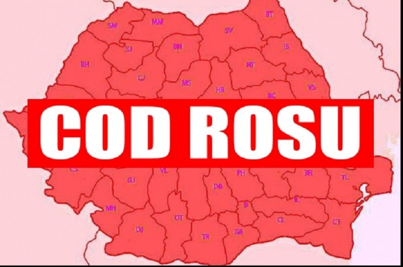 COD ROŞU de inundaţii. 11 judeţe au fost afectate de ploile torenţiale