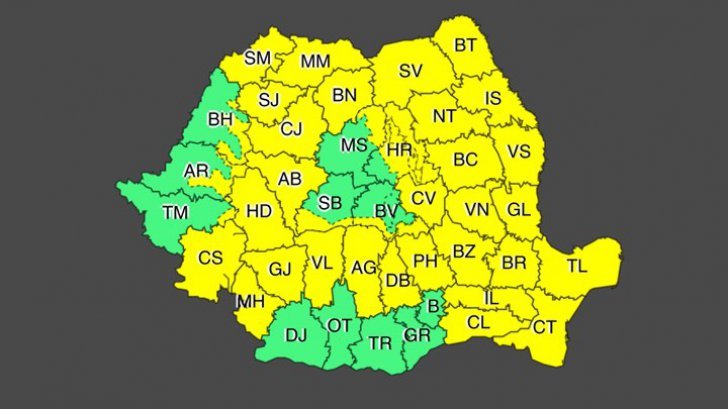 PRĂPĂDUL continuă în România! Un NOU cod GALBEN de furtuni și ploi în aproape toată țara