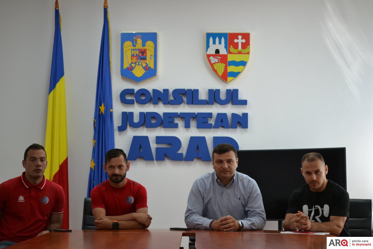 Sergiu Bîlcea sprijină proiectele tinerilor sportivi arădeni