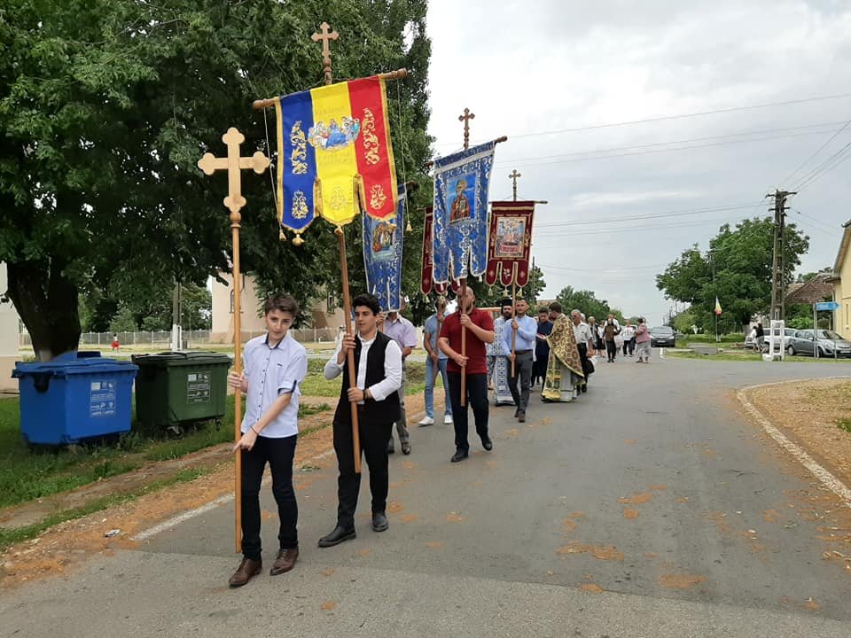 Sfânta Liturghie şi sfinţirea holdelor în satele Firiteaz şi Fiscut