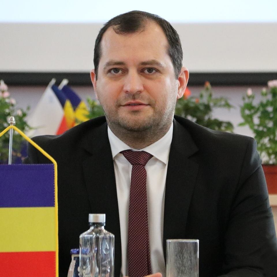 Răzvan Cadar a fost desemnat co-președinte al Comisiei Mixte Arad- Bekes