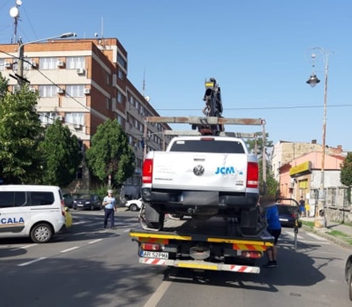 Zeci de mașini ridicate. Unde a acționat cu predilecție Poliția Locală