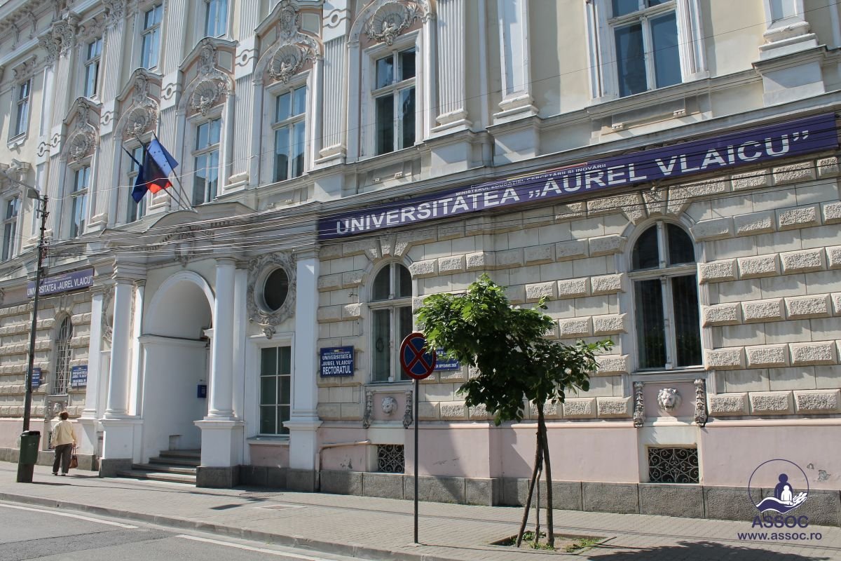 Încep înscrierile la Universitatea „Aurel Vlaicu” din Arad