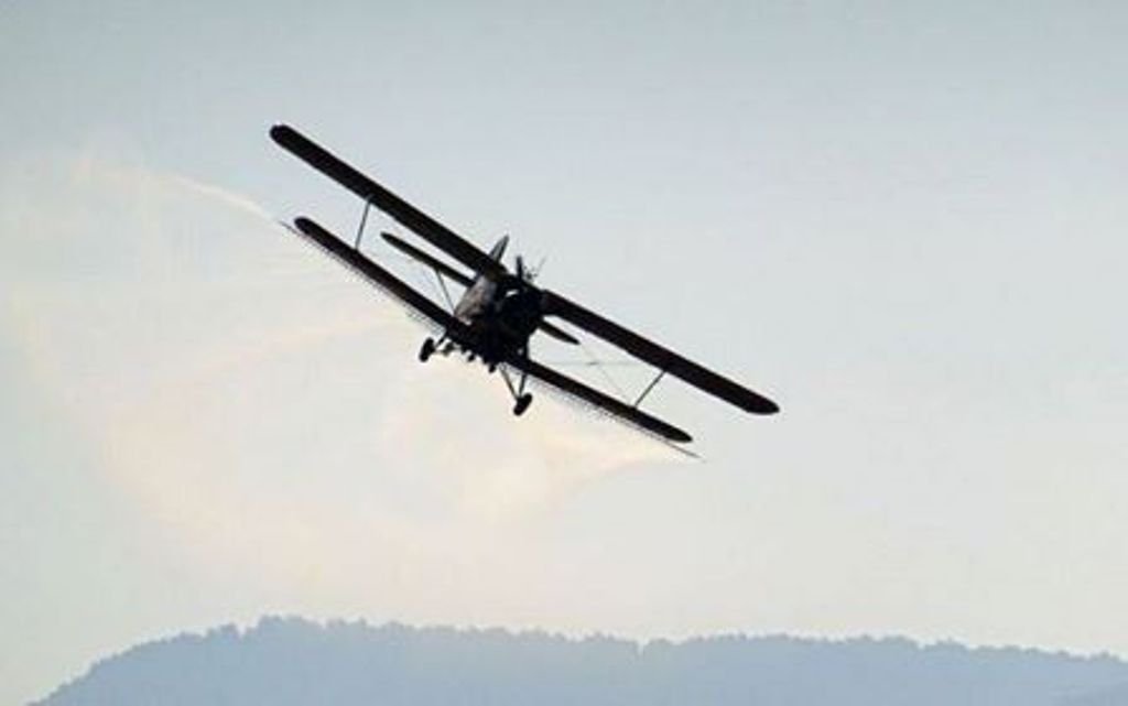 Dezinsecția continuă pe calea aerului: o acțiune a avut loc în această dimineață și va continua deseară
