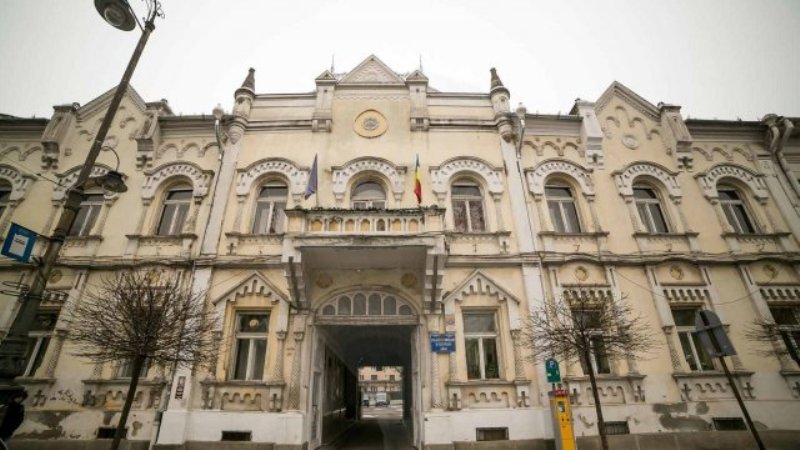 Guvernul a găsit soluția pentru Palatul Copiilor: îl aruncă în brațele Primăriei