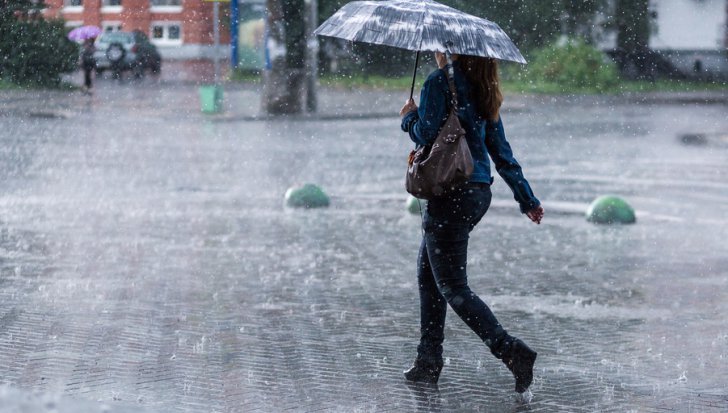 Alerta meteo, actualizată: este cod GALBEN de furtuni, grindină și vijelii periculoase. HARTA la zi