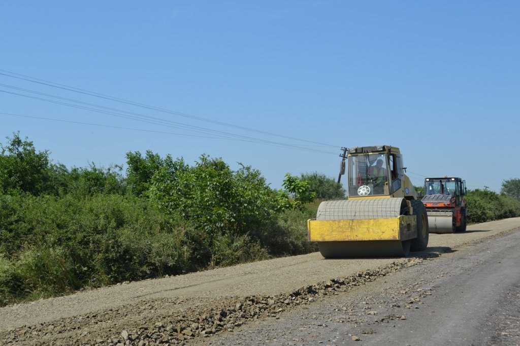 Ce drumuri județene intră în lucru