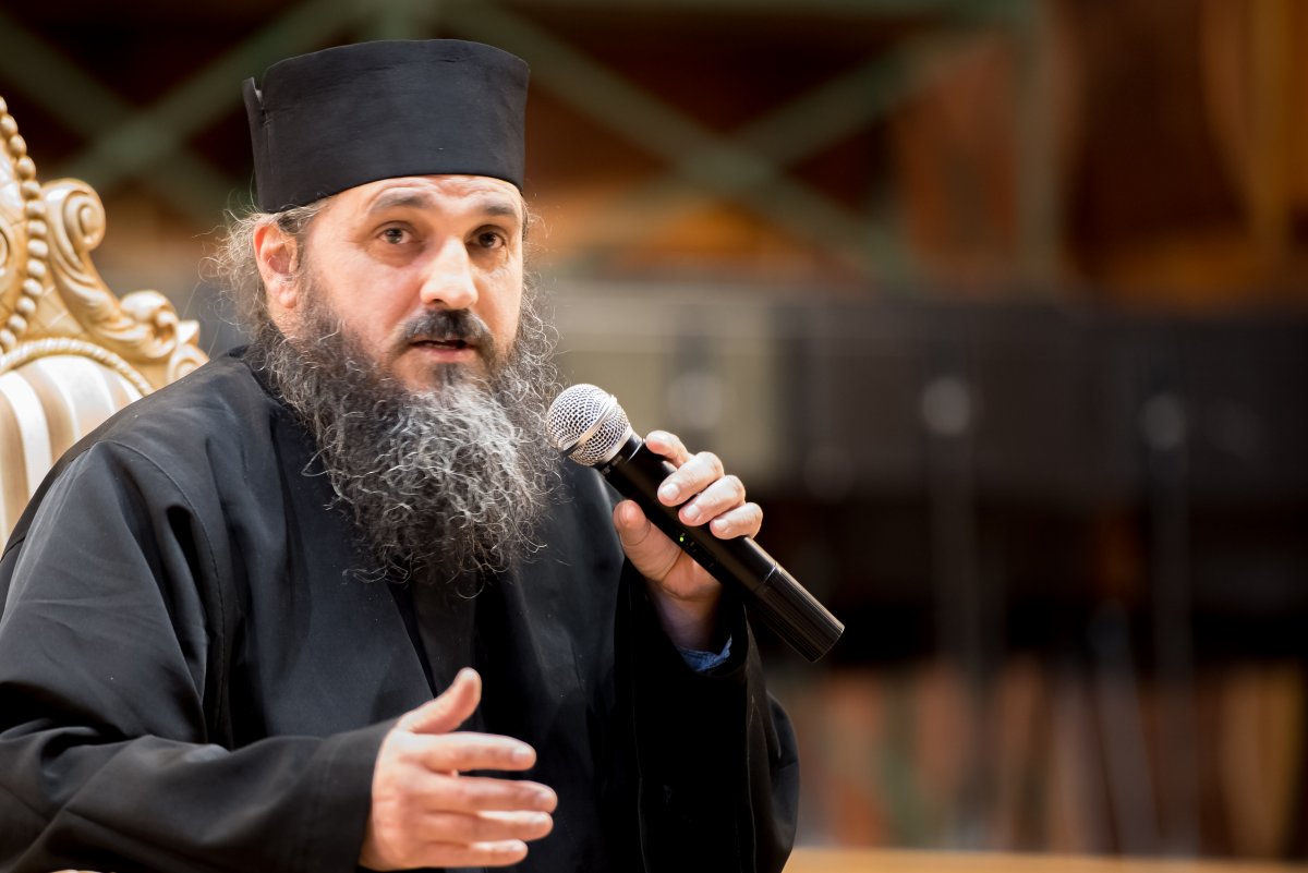 Preacuviosul Părinte Dionisie Ignat va conferenția la Arad