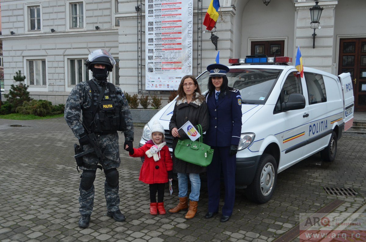 Cu Poliţia arădeană de Ziua Naţională