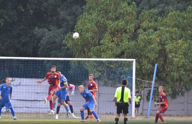 Amical la final de an: Naţional Sebiş - CS Ineu 2-1