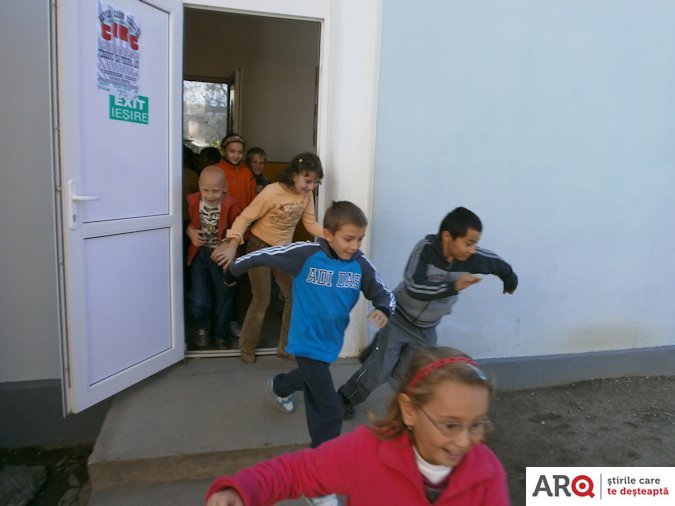 Se desființează câteva școli și grădinițe din Arad