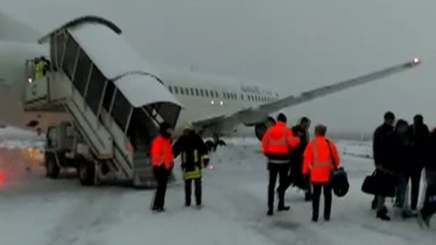 Pasager în avionul care a derapat de pe pista de aterizare, mărturii cutremurătoare: Am văzut casele aproape  