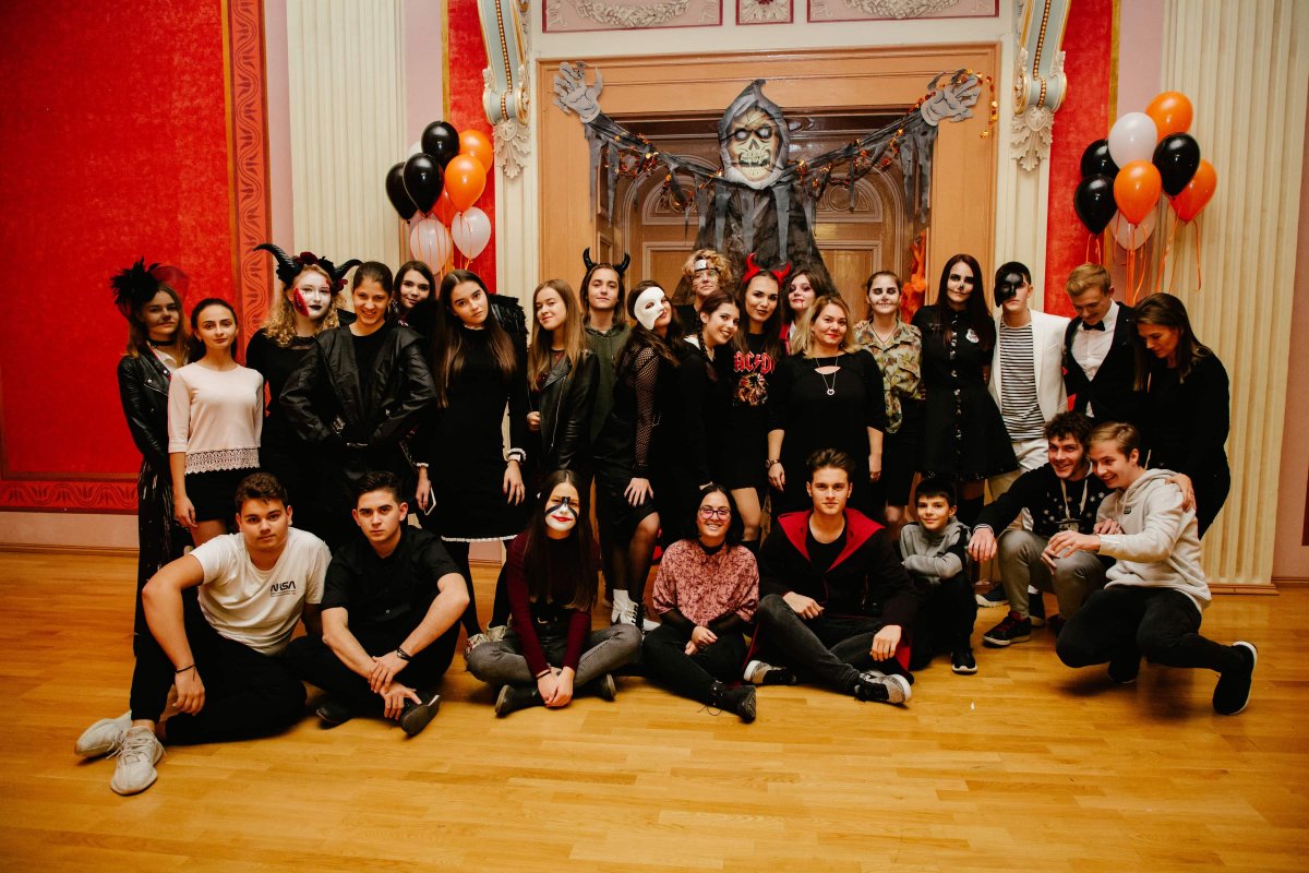 Happy Halloween la Colegiul  „Moise Nicoară” din Arad
