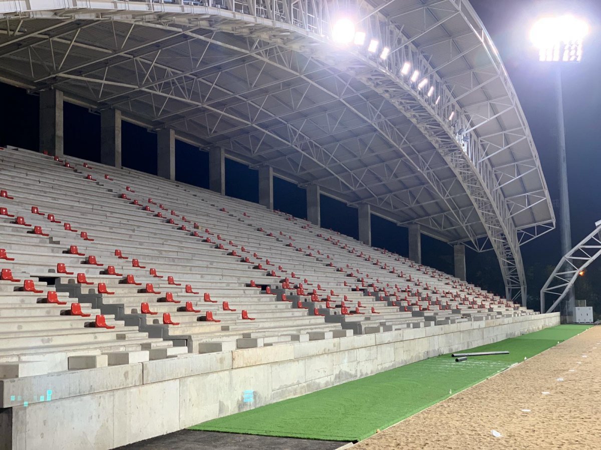 Primăria face precizări cu privire la lucrările care se fac la stadion