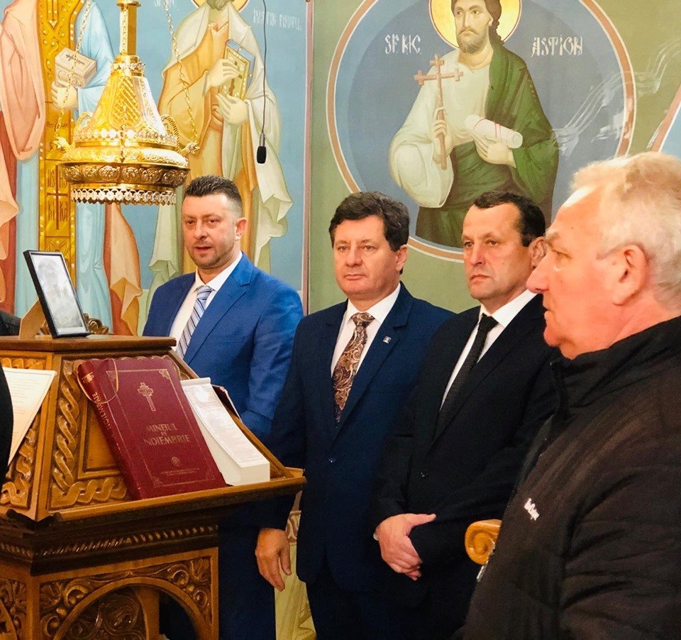 Iustin Cionca a participat la sfințirea picturii refăcute și a lucrărilor de renovare a bisericii ortodoxe de la Ineu