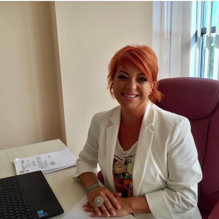 Anca Stoenescu anunță pe Facebook că pleacă de la IȘJ; urmează să fie luată la întrebări pentru ceea ce a făcut acolo