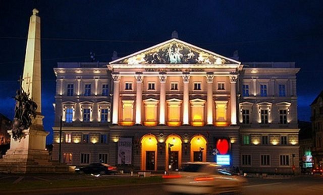 Spectacol de tango argentinian pe scena Teatrului Clasic „Ioan Slavici“ din Arad