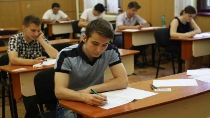 Elevii români, pierduți în școală. 44% sunt analfabeți funcțional