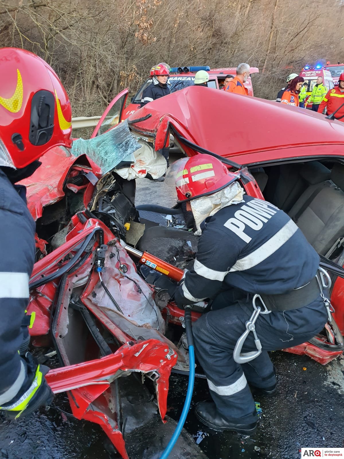 Accident rutier între două autoturisme lângă Bârzava